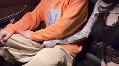 勾引滴滴司机，主要是对白精彩，做的部分很少